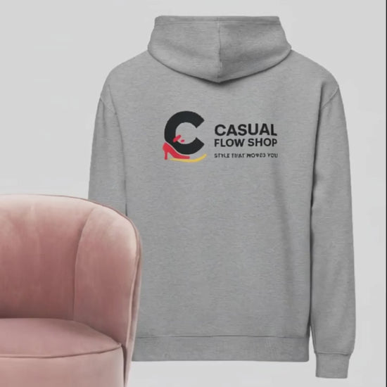 Unisex streetwear hoodie gris con logo de Casual Flow Shop, mostrado en vista trasera en un entorno minimalist